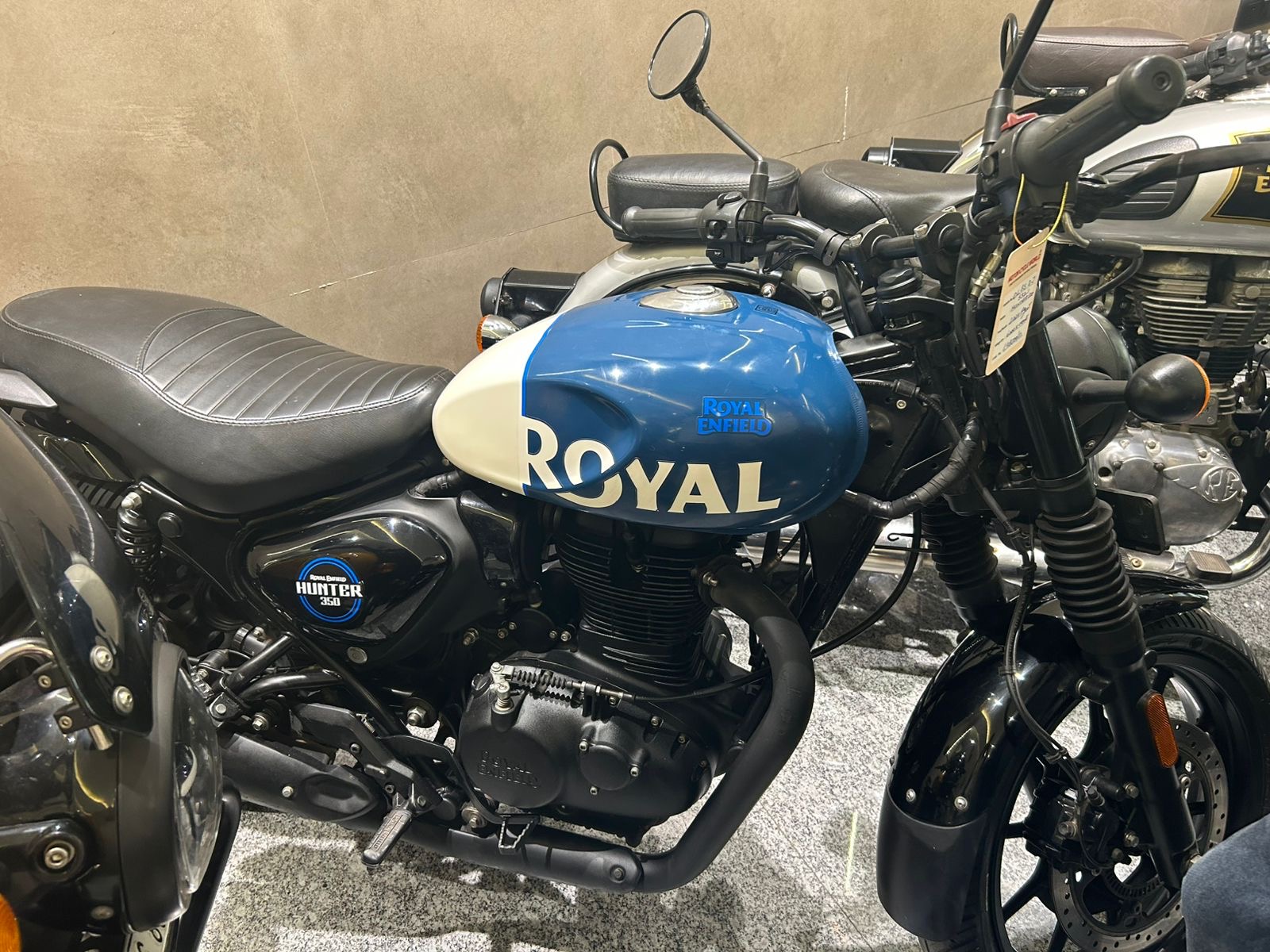 Hunter 350